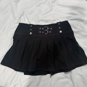 Grunge Alt Pleated Black Mini Skirt Buckles MCR Vibes Goth Emo Hot Topic Vibes